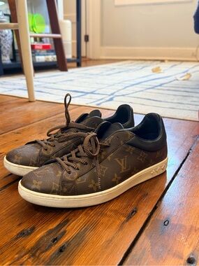 Louis Vuitton Luxembourg Brown Monogram Low-Top Sneakers with White Sole